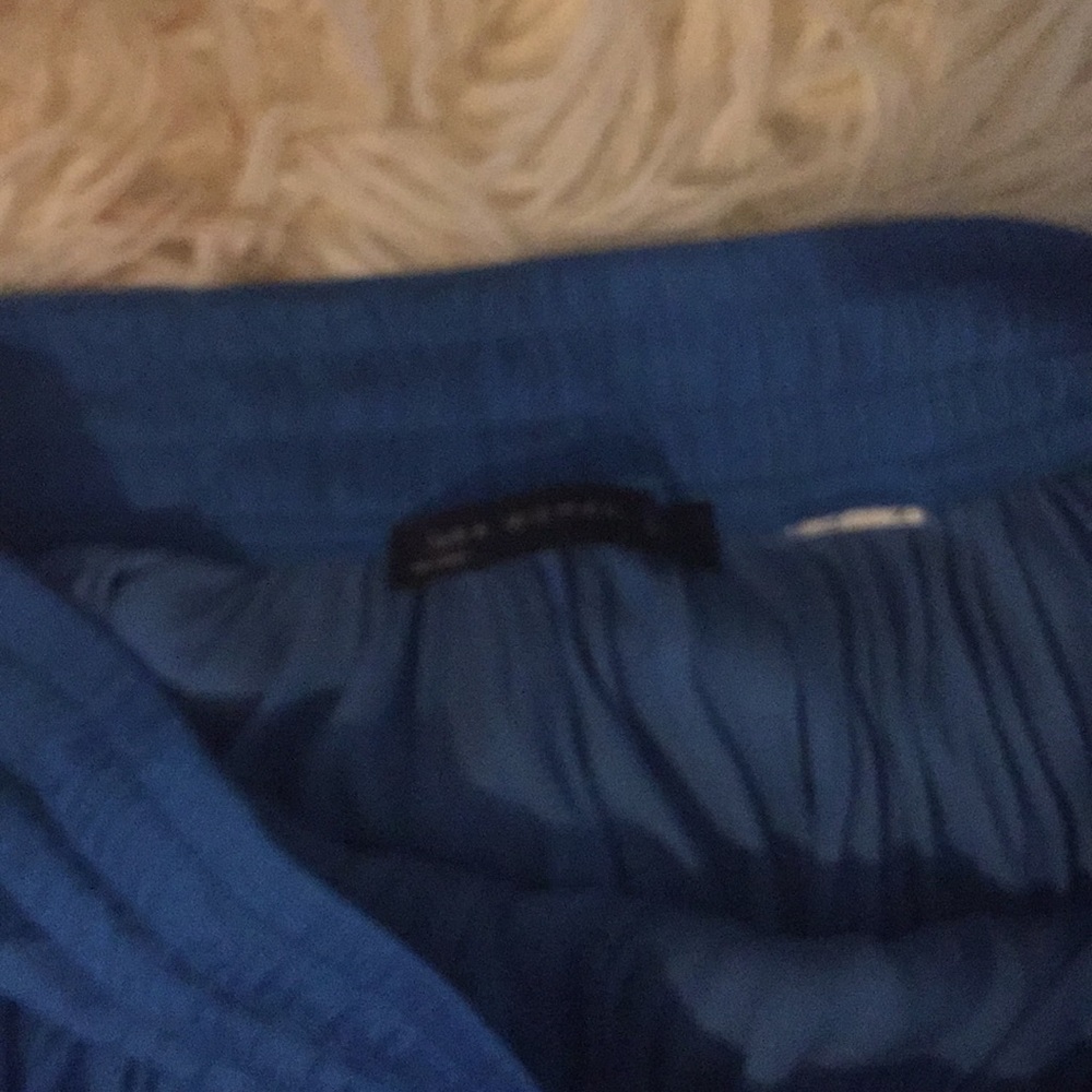 Zara pants - Picture 3 of 3